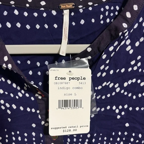 NWT Free People Navy & Magenta Patterned Peasant Top - Picture 2 of 8